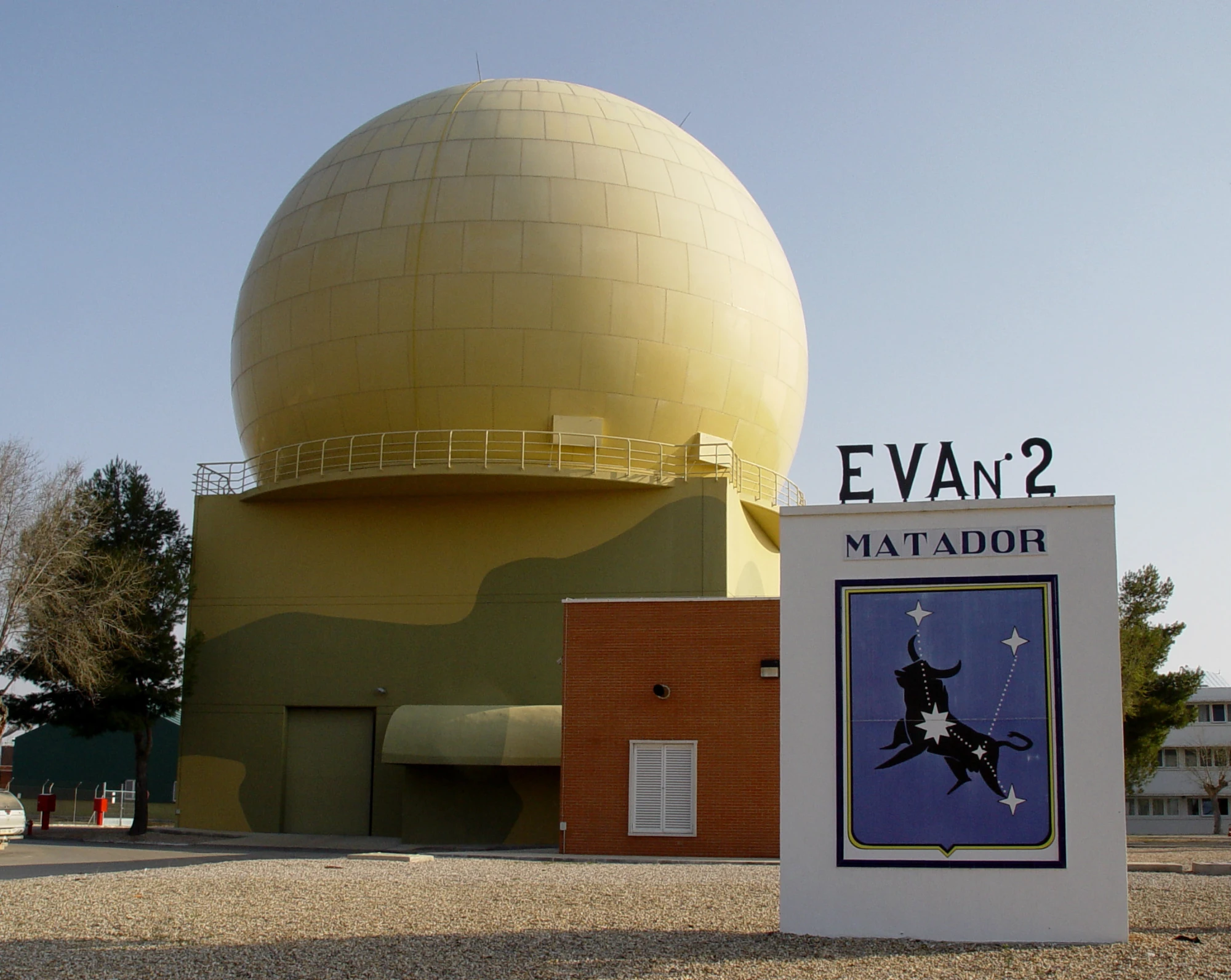 Radomo del EVA Nº2 'Matador', la esfera que protege la antena de radar
